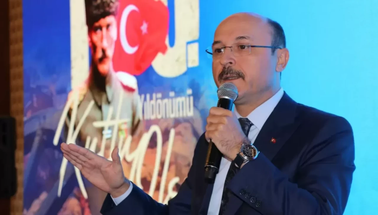 Türk Eğitim-Sen Genel Başkanı Talip Geylan duyurdu! Bilim dünyasını buluşturacak dev kongre başlıyor