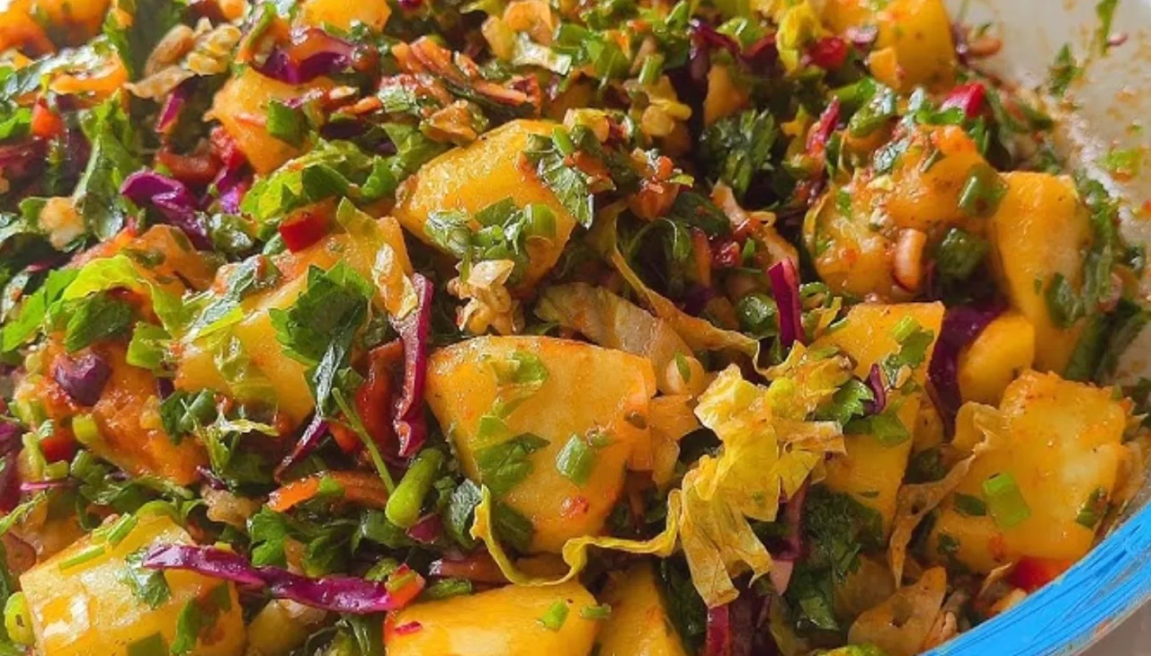 5 Çaylarının favorisi yenilendi! Patates salatasını baştan yaratan sos tarifi gündemde