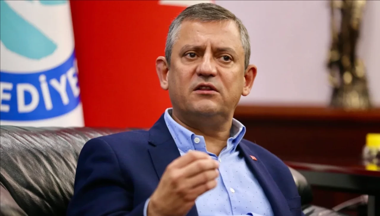 Özgür Özel'in ittifak planı deşifre oldu! İşte İmralı ziyaretine karşı çıkan CHP'nin 'Stockholm Sendromu' çıkışıyla göz kırptığı partiler!