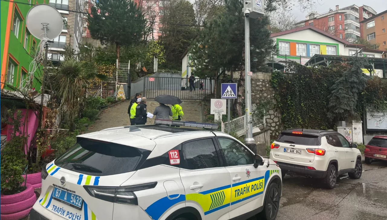 Kayan kamyonetin altında kalan 4 yaşındaki Sarp hayatını kaybetti