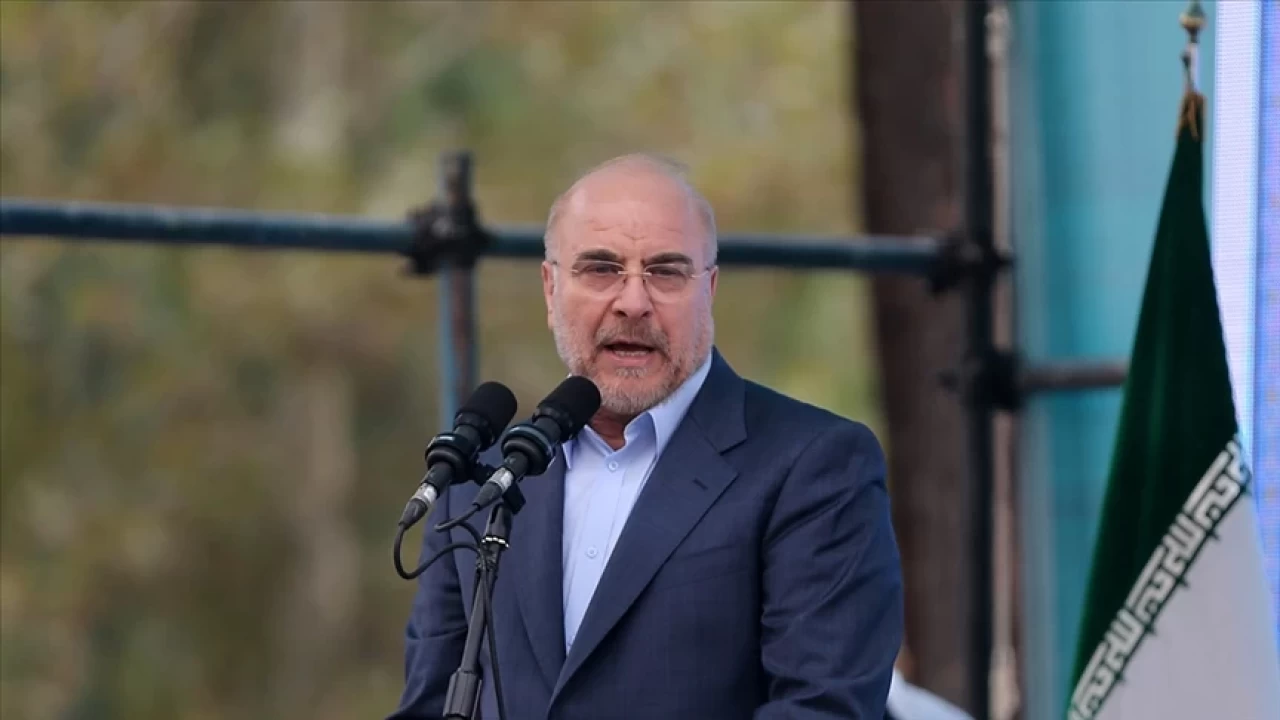 İran’da zorunlu başörtüsü yasası, Ulusal Güvenlik Konseyi’nin kararıyla askıya alındı