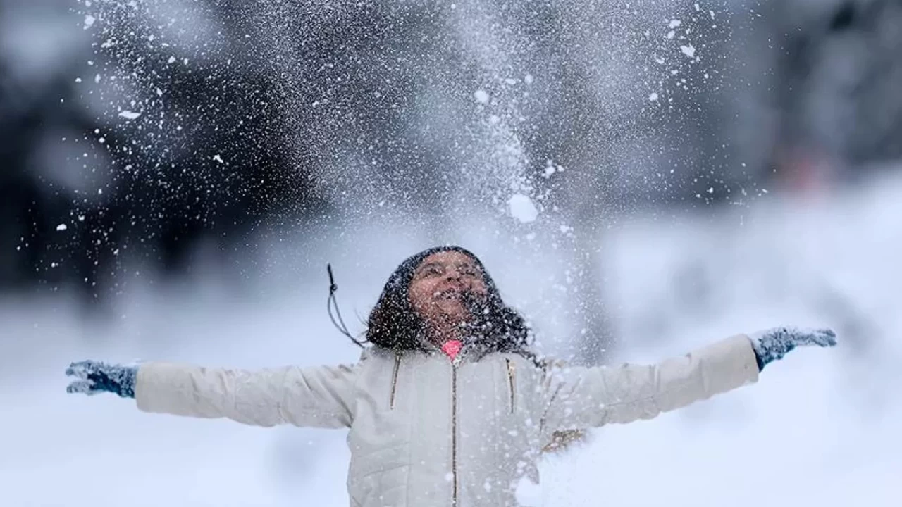 Okullara kar engeli: 20 Şubat'ta kar tatili olan iller