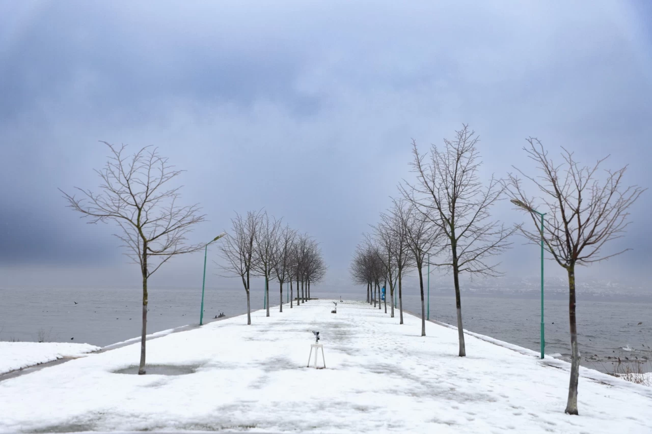Sapanca Gölü'nde su seviyesi yükseldi: Yüzde 30'a ulaştı!