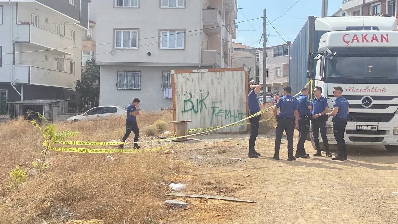 Darıca'da korkunç cinayet: Eşini bıçaklayıp kaçan koca tutuklandı