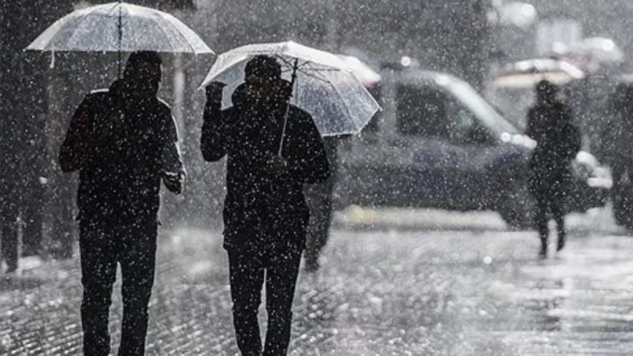 Sakarya Valiliği'nden uyarı: Soğuk ve yağışlı hava geliyor, vatandaşlardan önlem almaları isteniyor!