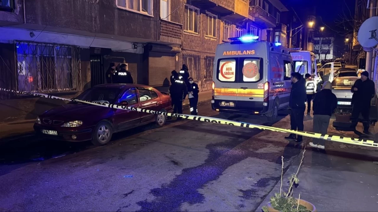 Çocukların gözü önünde katliam! Kardeşi ve yengesini öldürdü