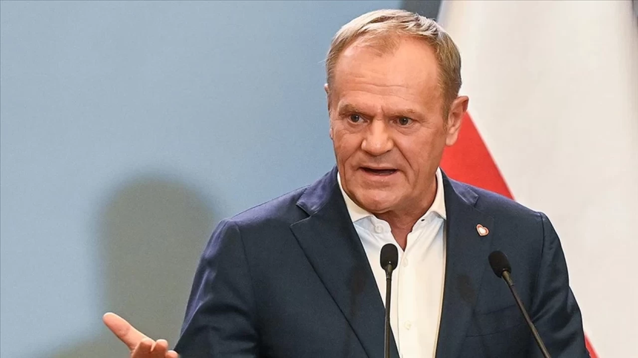 Polonya Başbakanı Tusk: Yasa dışı faaliyet gösteren göçmenler sınır dışı edilecek