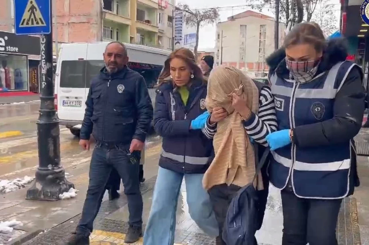 Malatya'da fuhuş çetesine operasyon: 32 kişiden 3'ü tutuklandı