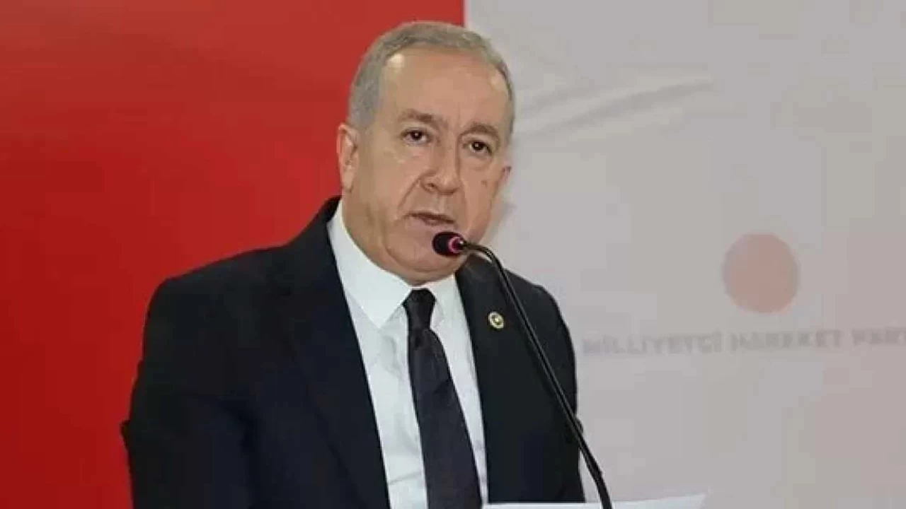 MHP'li Sadir Durmaz'dan CHP'nin belediyecilik anlayışına tepki