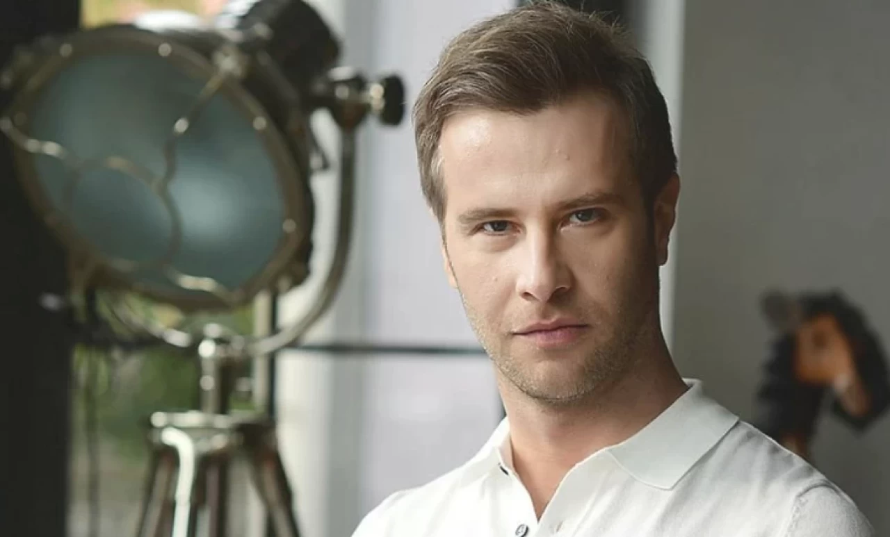 Rüzgar Aksoy olmadı! Binbir Gece Masalları dizisinde Özgür Çevik sürprizi