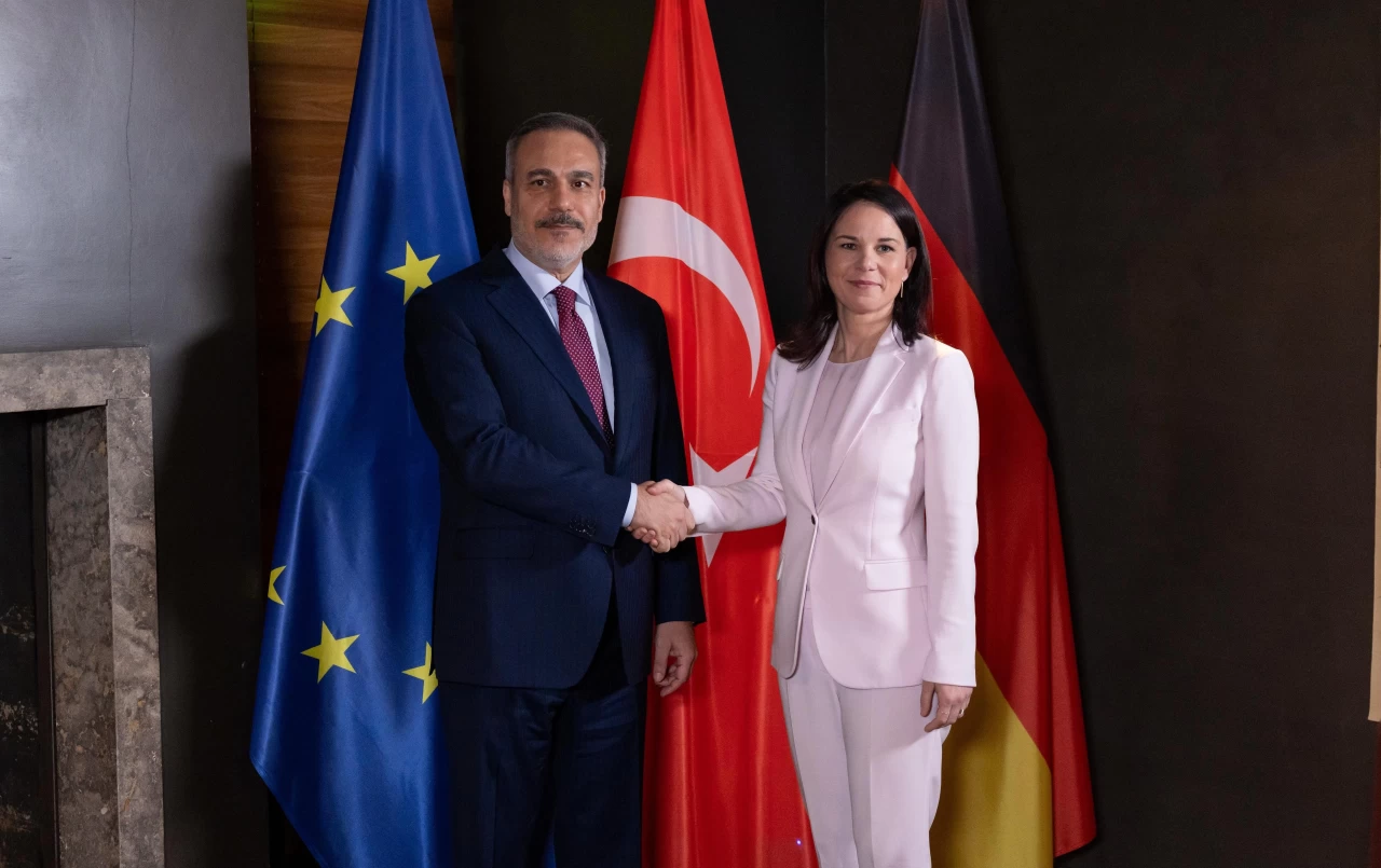 Dışişleri Bakanı Hakan Fidan, mevkidaşı Annalena Baerbock ile görüştü