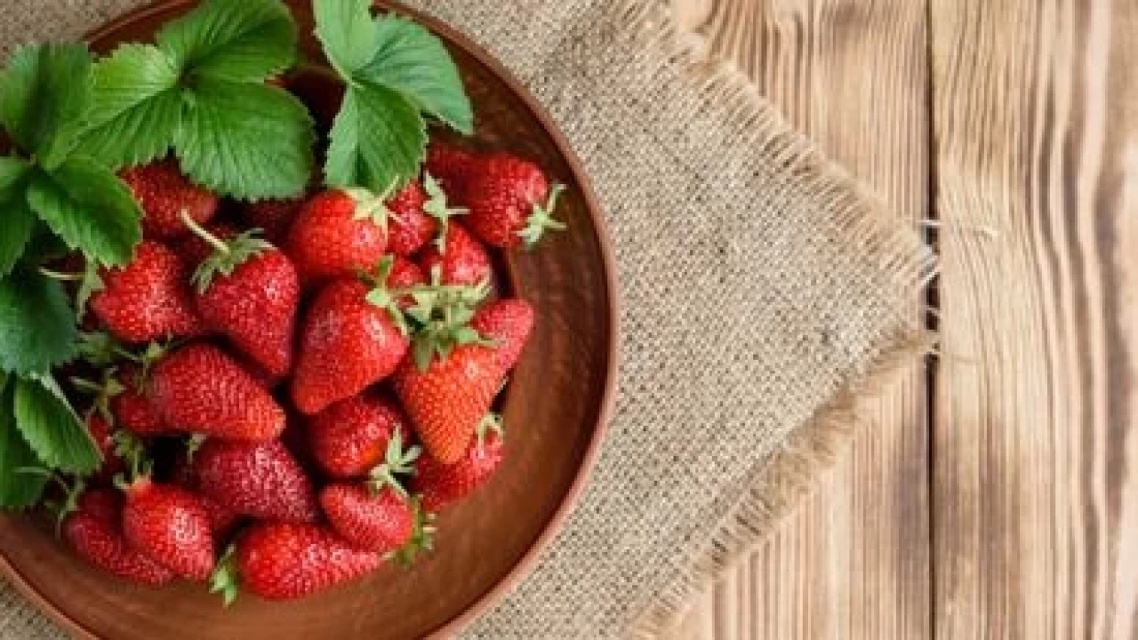 Diyette Çilek Yenir Mi? Çilek Kilo Aldırır Mı?