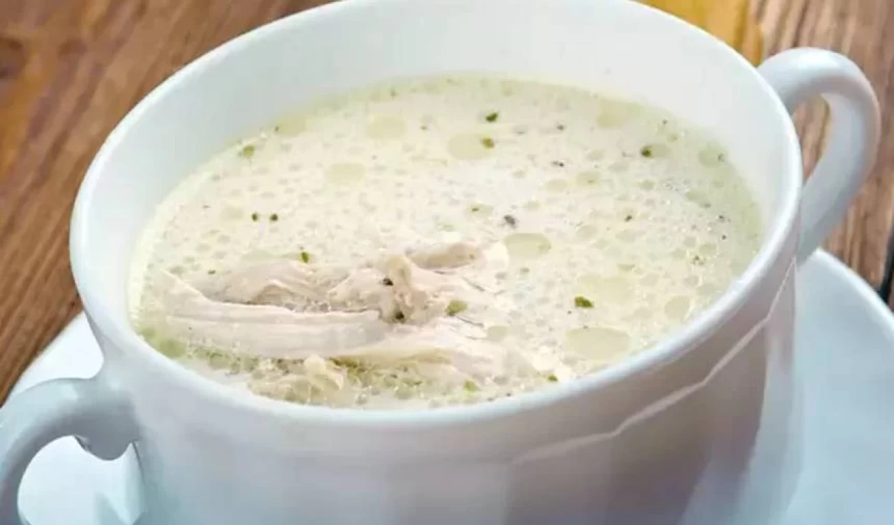 Kışın şifası: Tavuk suyu çorbası ile vücudunuzu koruyun