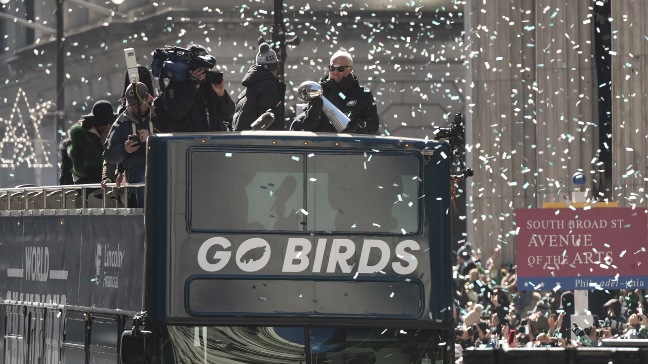 Philadelphia Eagles, Super Bowl zaferini coşkuyla kutladı