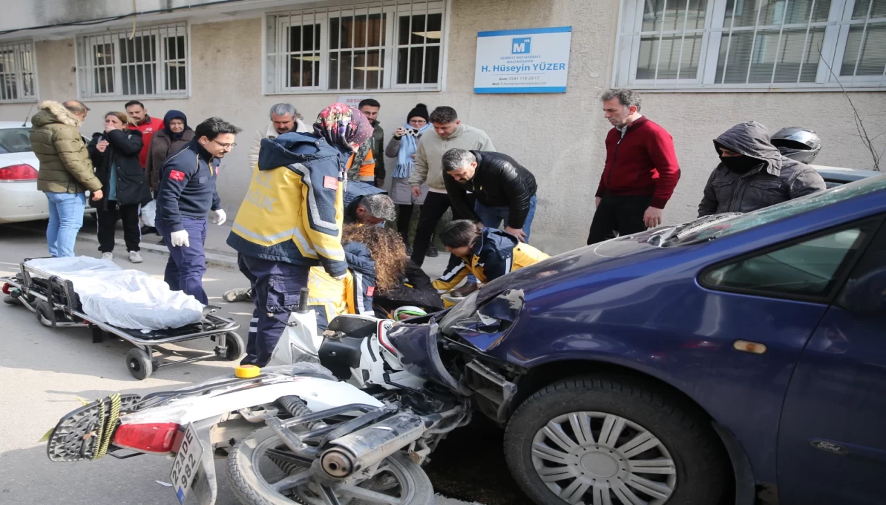 Edirne'de trafik kazası: Motosiklet ile otomobil çarpıştı