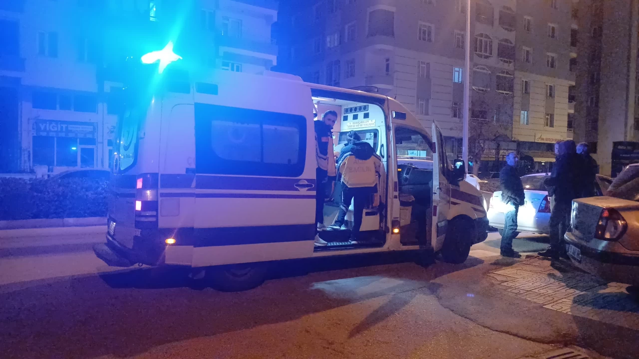 Çorum'da alkollü sürücü kaza yaptı, hafif sıyrıklarla kurtuldu