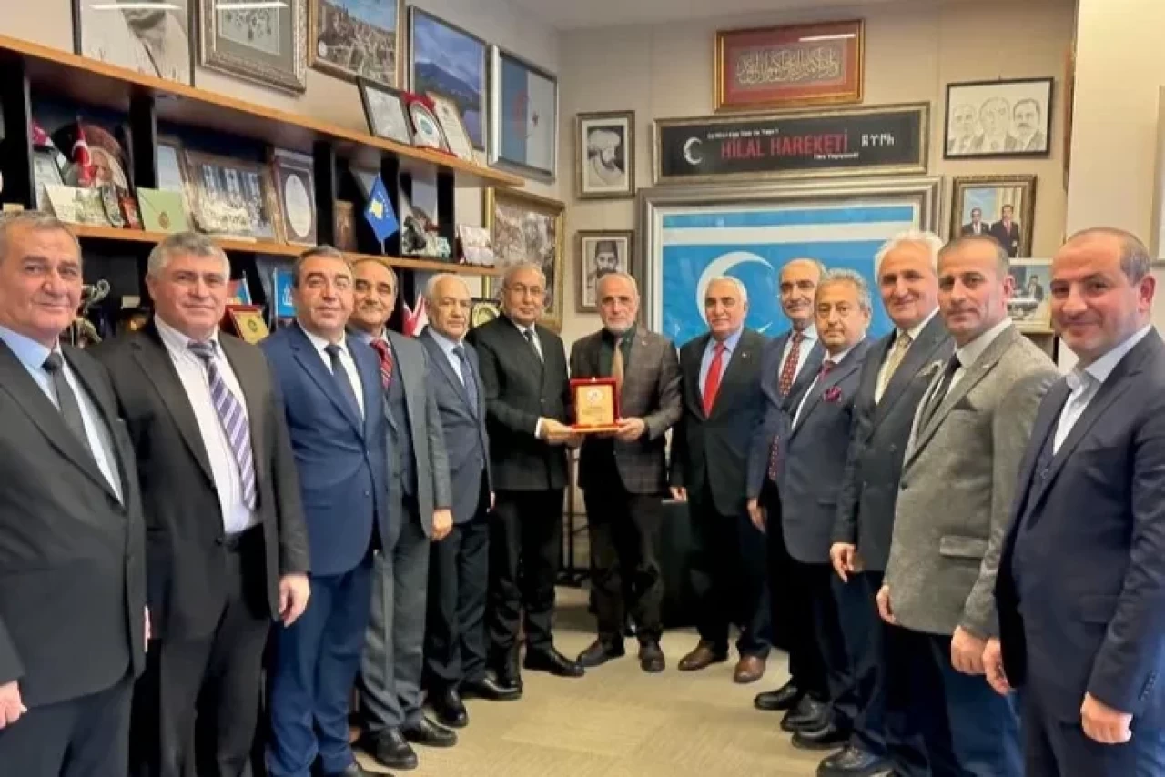 Ahıska Türklerinden Başdanışman Yalçın Topçu'ya ziyaret