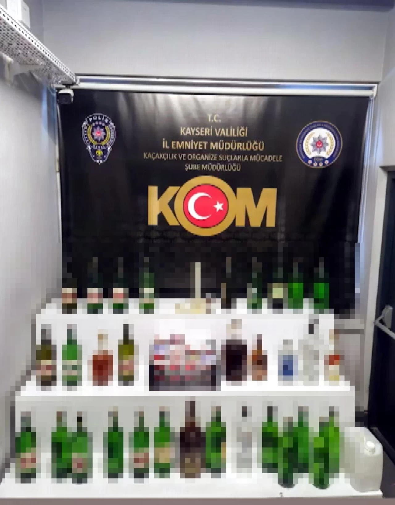 Kayseri'de yapılan operasyonda sahte alkol şebekesine büyük darbe!