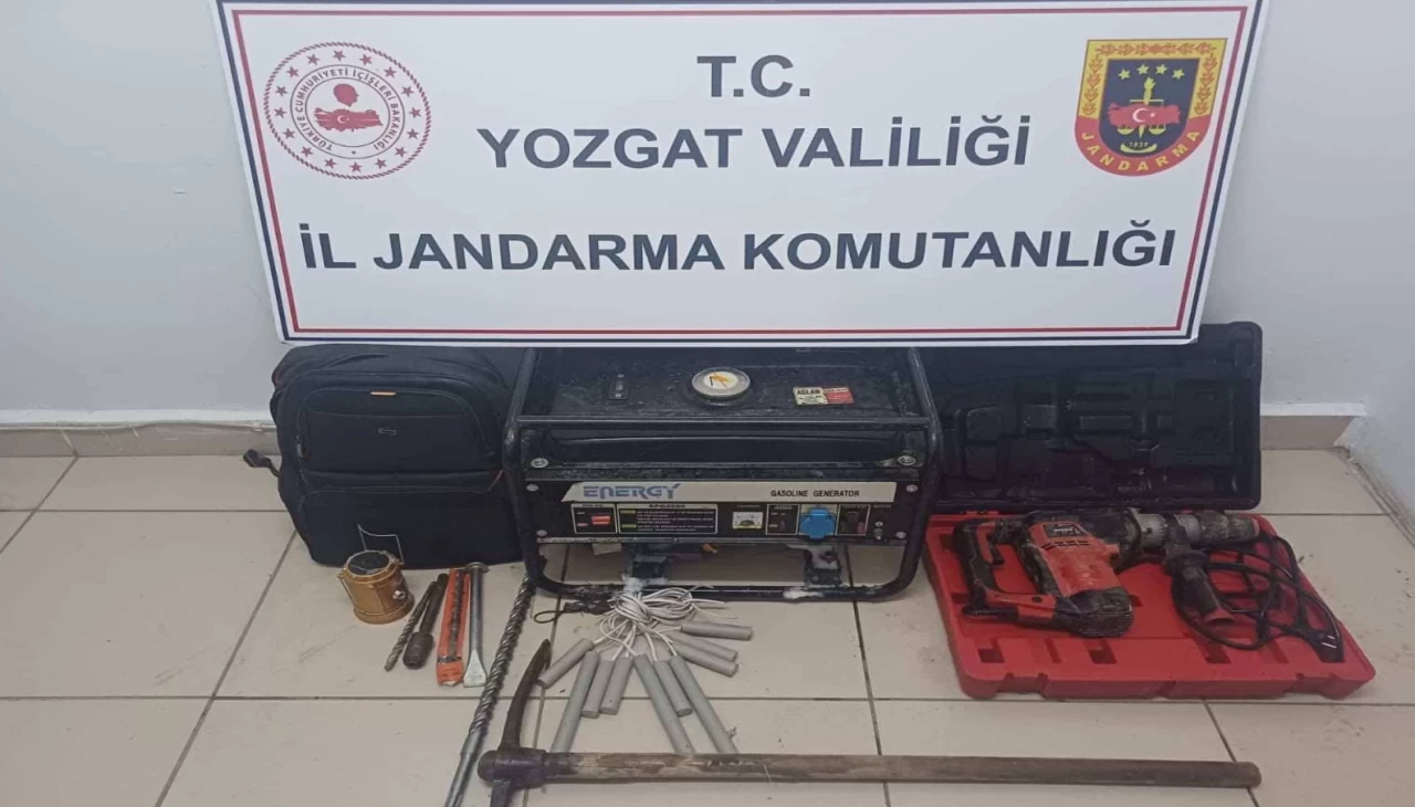 Yozgat'ta kaçak kazı operasyonu: 3 gözaltı