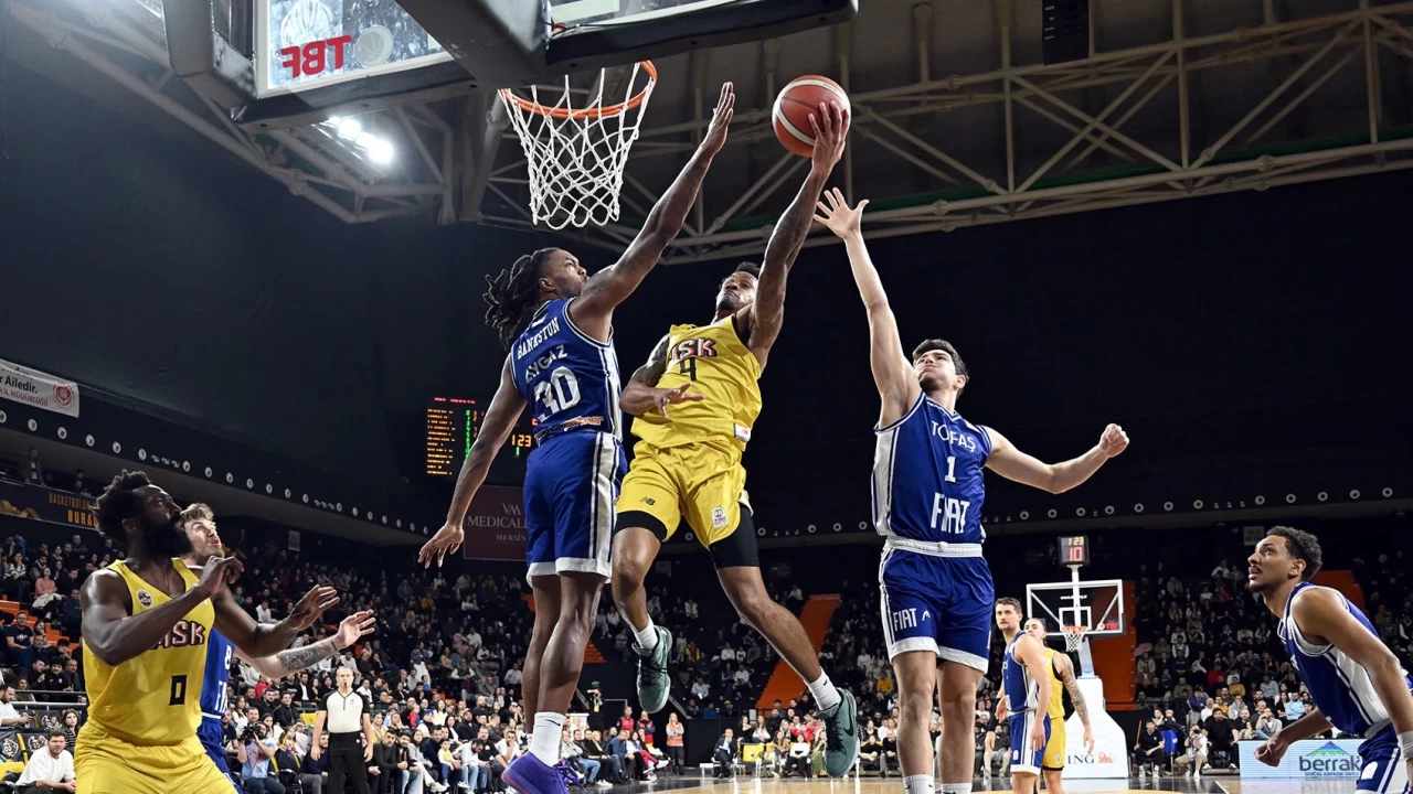 Mersin Spor, Tofaş’ı geçerek Türkiye Kupası’nda yarı finale yükseldi