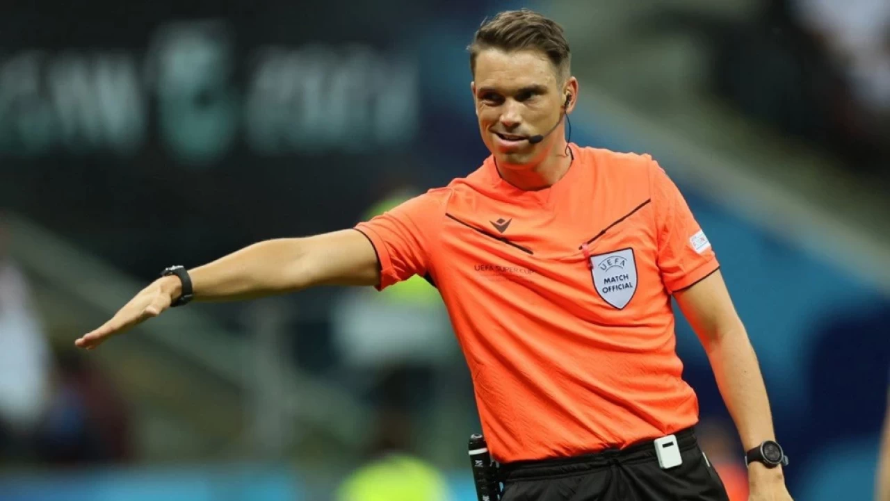 Fenerbahçe’nin UEFA Avrupa Ligi Play-Off turundaki Anderlecht rövanş maçını İsviçreli hakem yönetecek