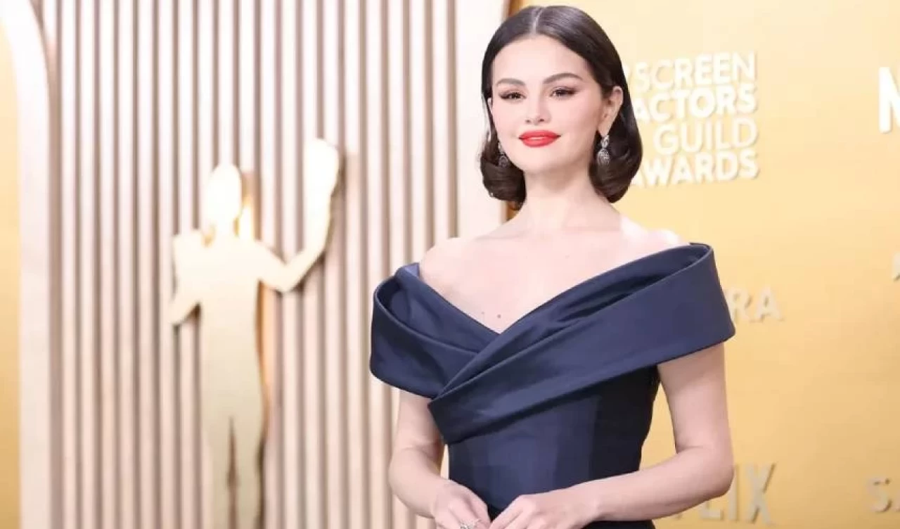 Selena Gomez nasıl bu kadar zayıfladı? Zayıflama ilacı mı kullanıyor?