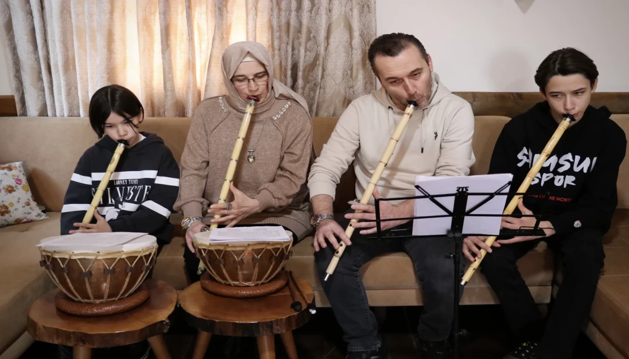 Samsun'da ney üfleyen aile sahne almak istiyor