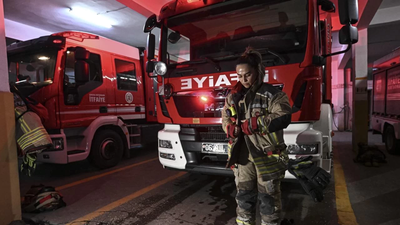 Güngören'de bir apartmanın bodrum katı yandı: 1 kişi yaşamını yitirdi