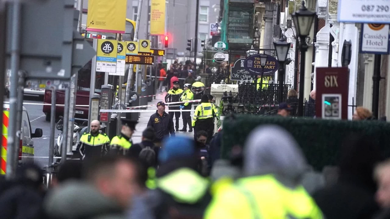 Dublin'de meydana gelen bıçaklı saldırıda 3 kişi yaralandı