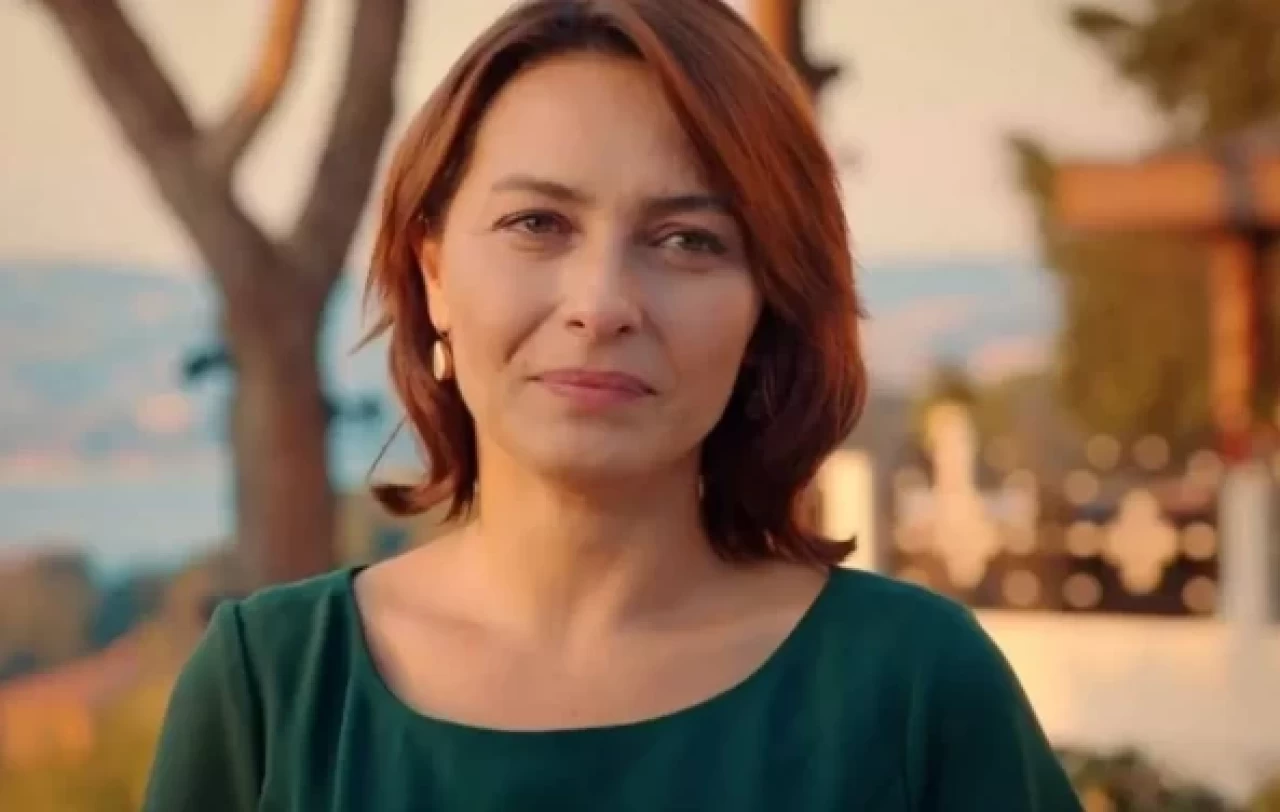 ‘Piyasa’ dizisinin Ahsen Çevik’i Ayça Bingöl kimdir? Kaç yaşında, evli mi?