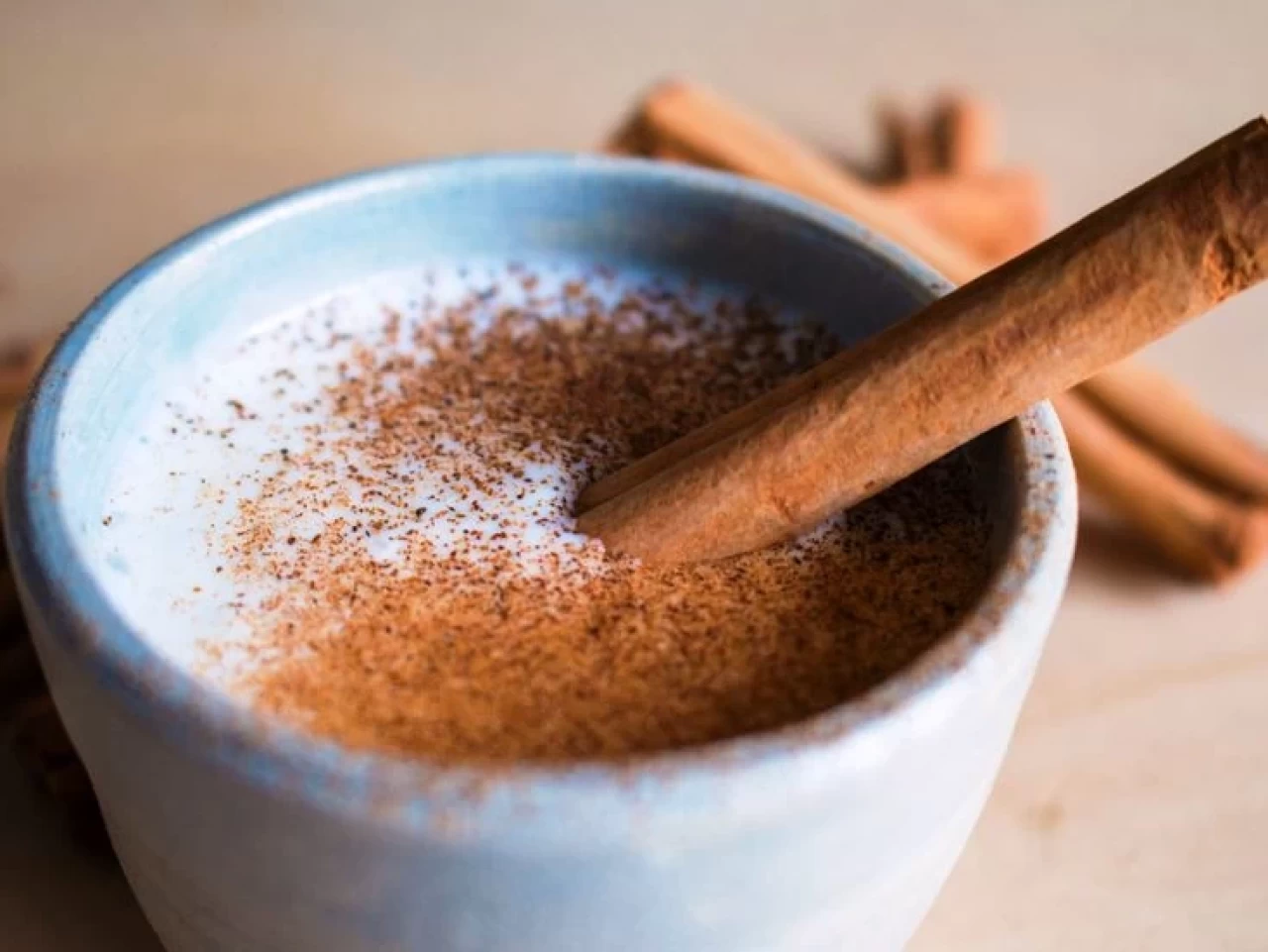 Yoğurt, tarçın, toz biber karışımı: Uyurken yağ yakın