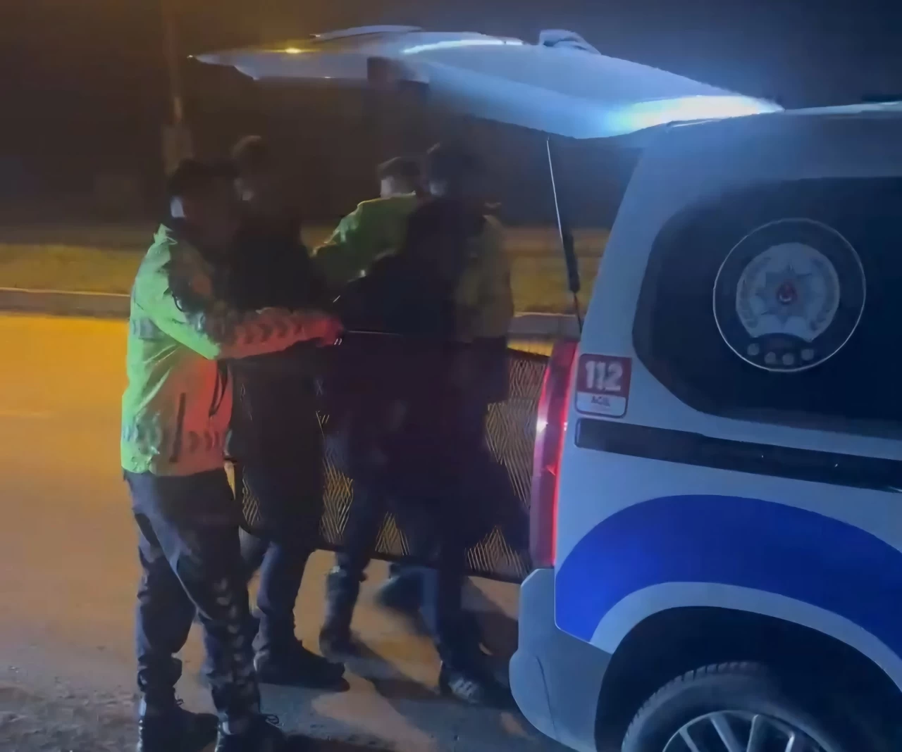 Kovalamacada aracını bırakıp kaçan şahıs yakalandı