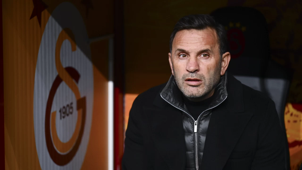 Galatasaray Teknik Direktörü Okan Buruk, Fenerbahçe derbisi sonrası takımın performansı ve hakem yönetimi ile ilgil değerlendirme yaptı