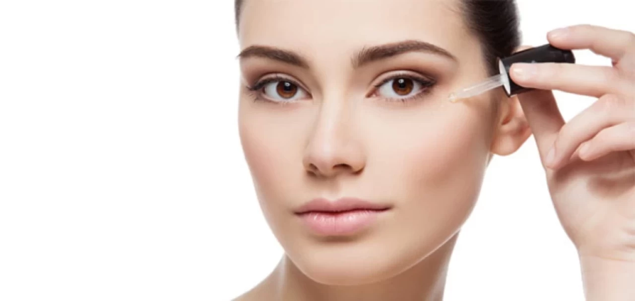 30’lu yaşlardan sonra cilt bakımınızın vazgeçilmezi! C vitamini serumu nedir, ne için kullanılır?