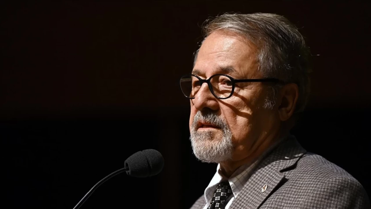 Naci Görür’den Ege depremleri hakkında çarpıcı açıklama: Anadolu'yu rahatsız edebilir