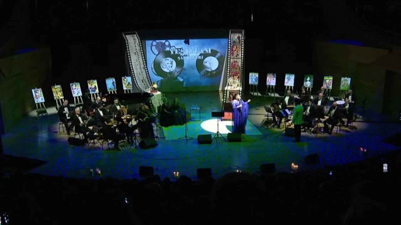 Ankara'da Yeşilçam şarkılarıyla nostalji gecesi