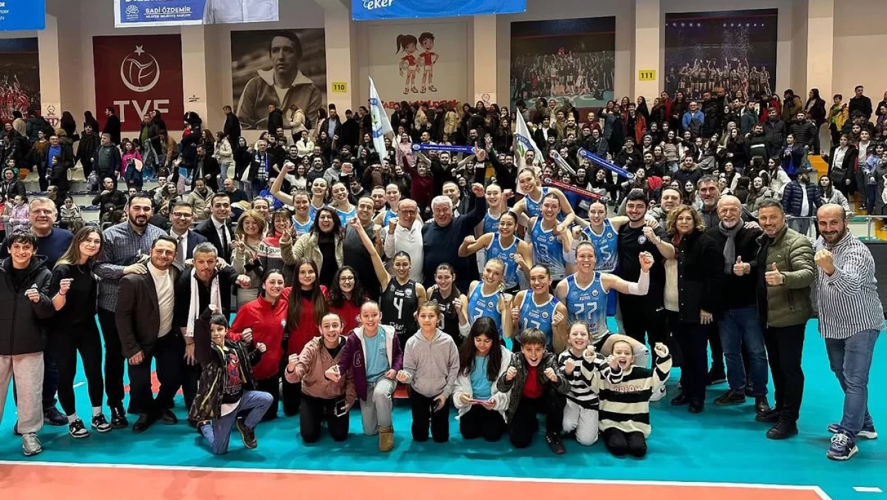 Nilüfer Belediyespor, Sultanlar Ligi’nde Beşiktaş Kadın Voleybol Takımı’nı set vermeden geçti