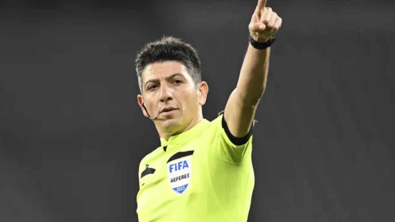 Yaşar Kemal Uğurlu düdüğünü astı