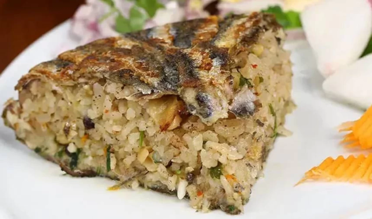 Karadeniz’in vazgeçilmez lezzeti: Hamsili pilav tarifi ve püf noktaları