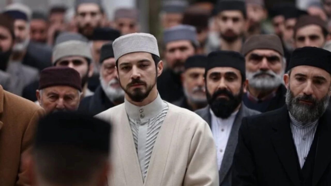 Kızıl Goncalar dizisinin finali yaklaşıyor! Yapımcı Faruk Turgut tarih verdi