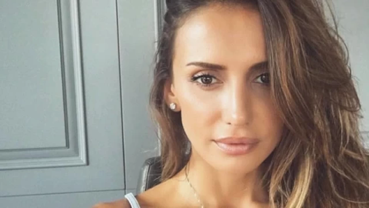 Emina Jahovic ilk kez anlattı: Yokluk içinde yaşadım