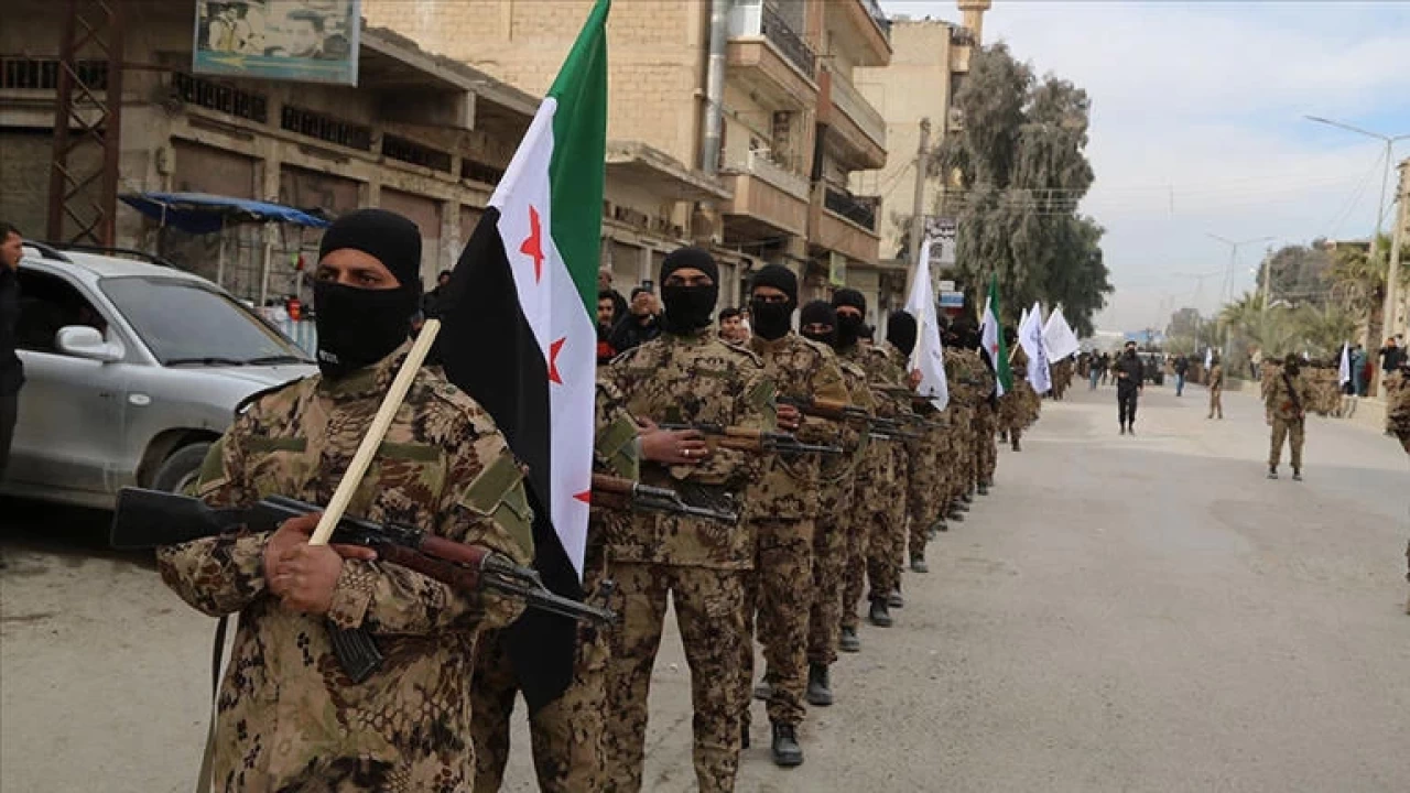 Deyrizor'da güvenlik güçleri, çok sayıda silah ele geçirdi