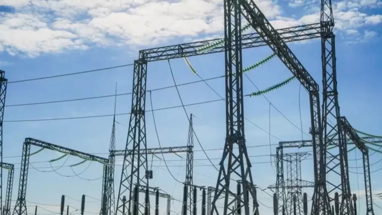 Kazakistan Rusya'dan elektrik ithalatını azaltacak