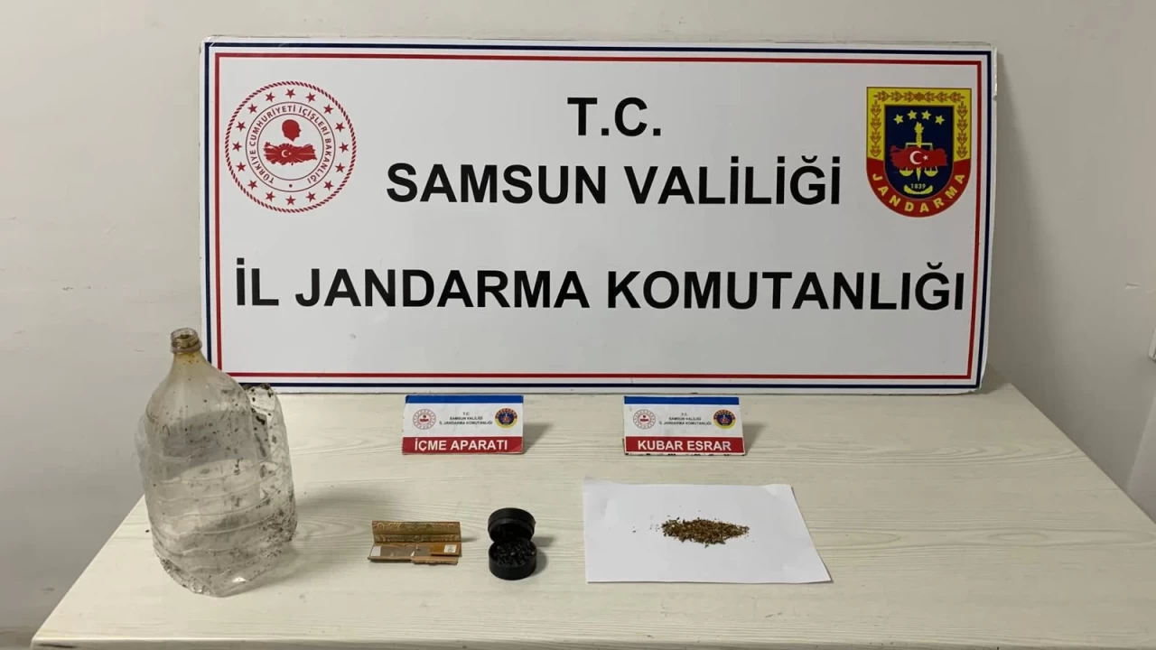 Vezirköprü'de jandarmanın uyuşturucu operasyonunda 4 kişi yakalandı!