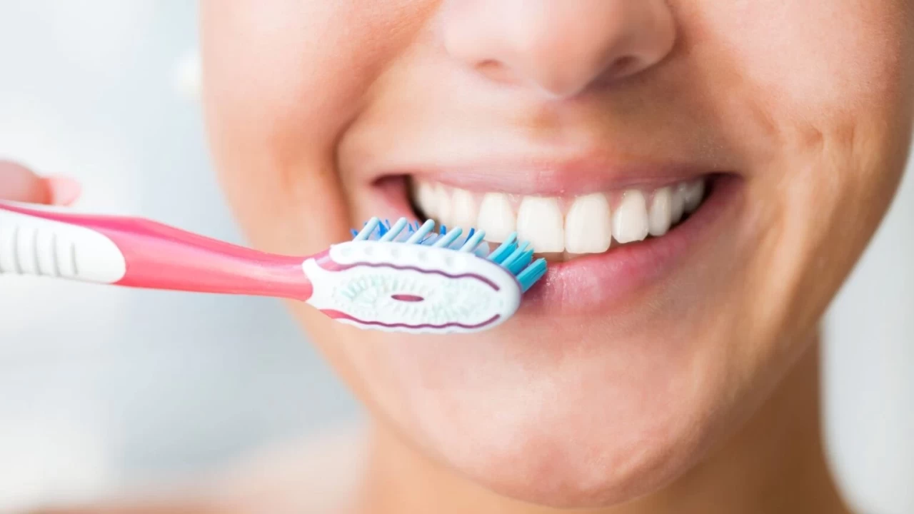 Diş fırçalamak orucu bozar mı?