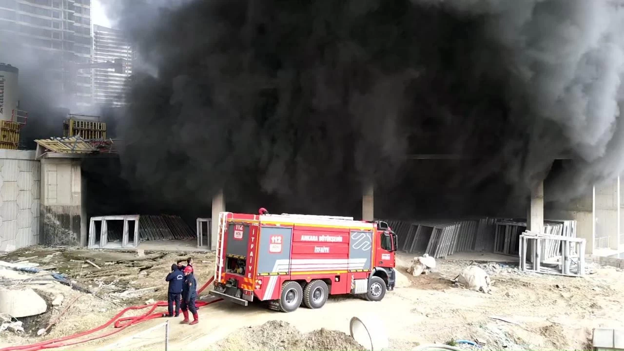 Ankara'da inşaatta yangın