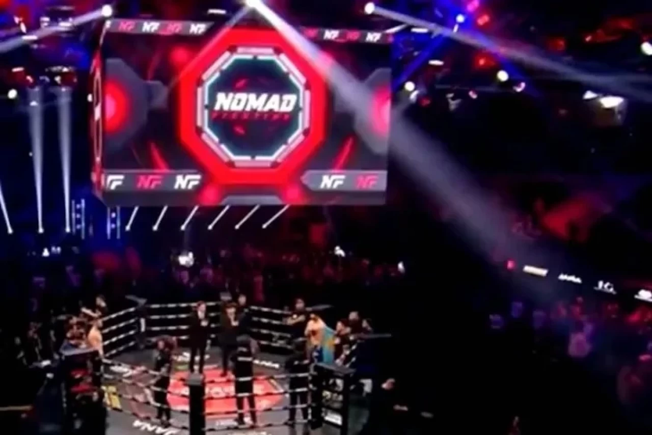 Kazakistan'daki dövüş turnuvasında Rusya millî marşı çalınmadı