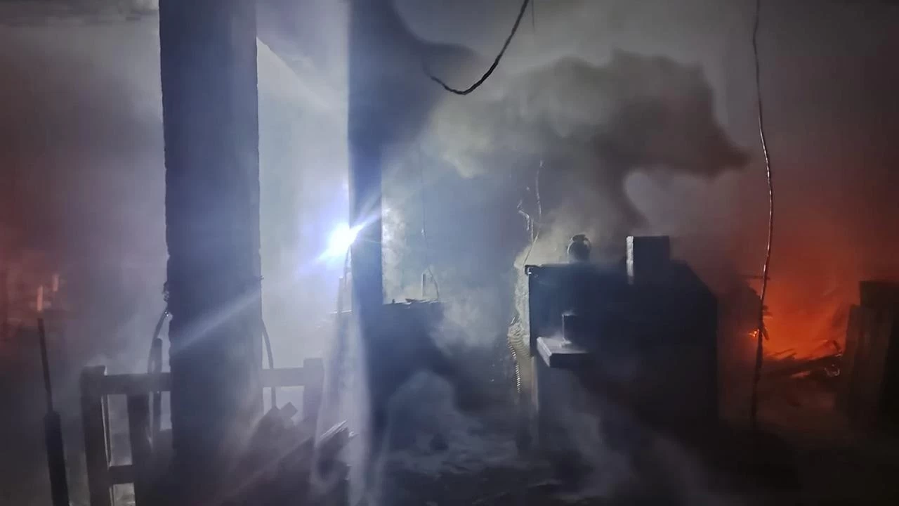 Çanakkale'de palet atölyesinde yangın