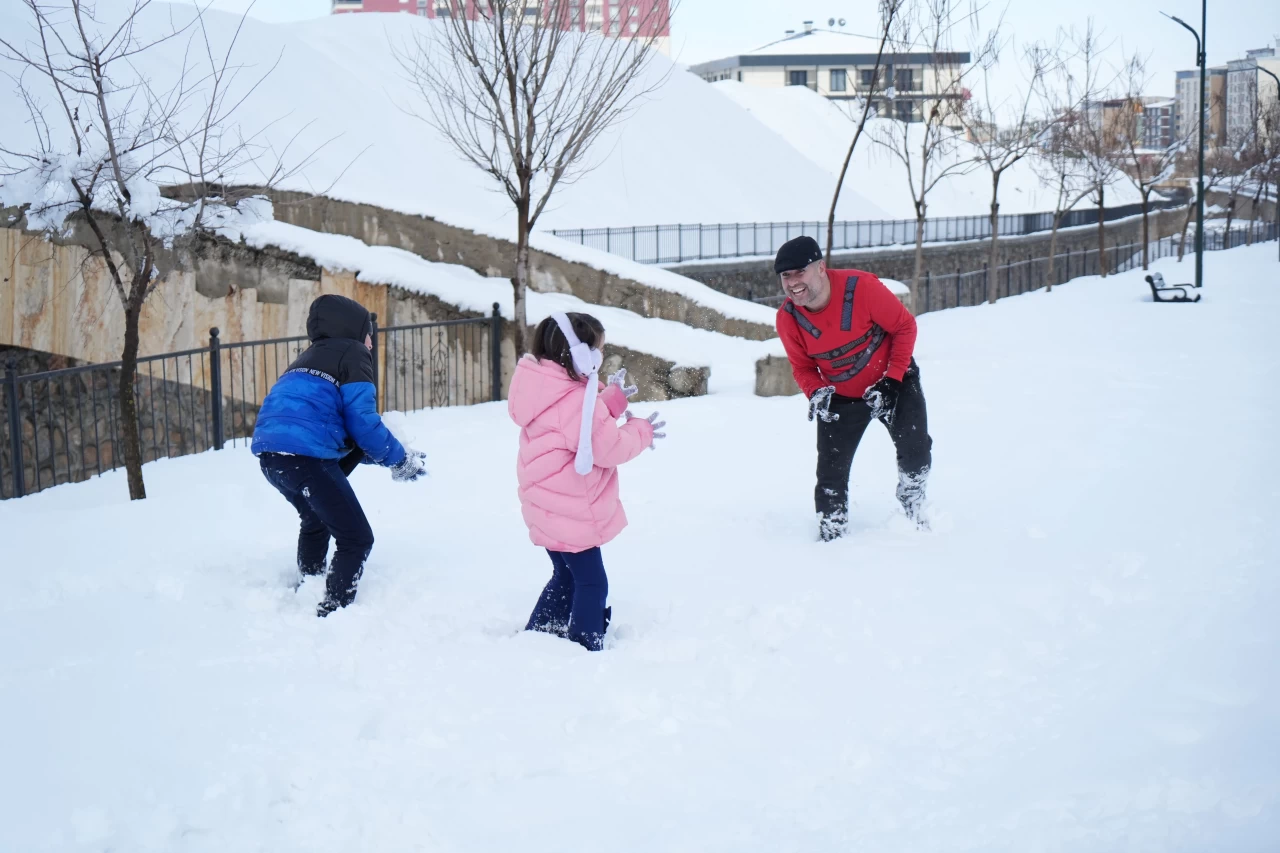 Muş’ta okullar 1 gün tatil edildi