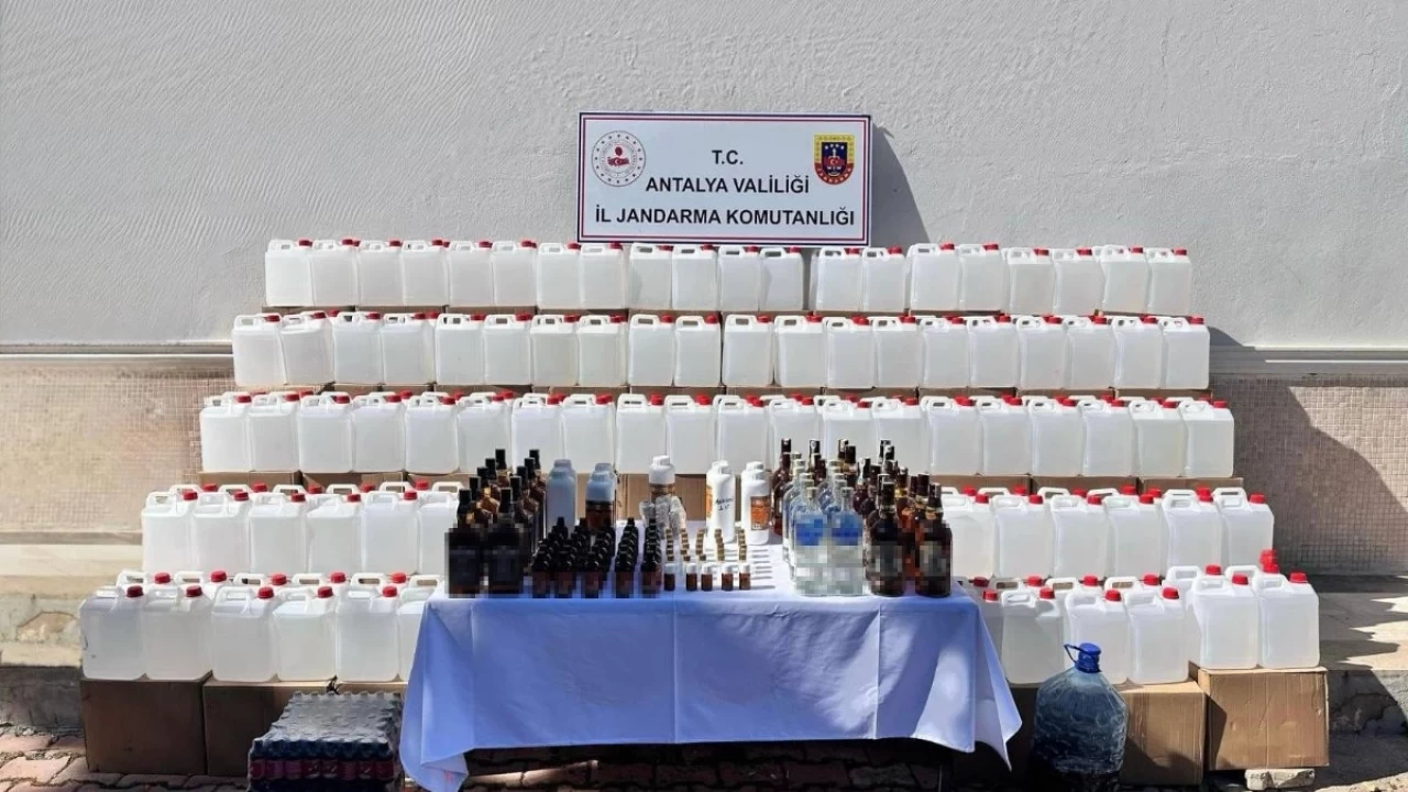 Antalya'da sahte alkol operasyonu